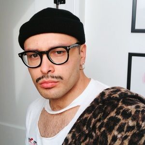 Meet your Posher, Edgardo